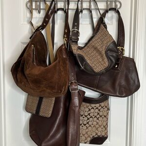 Authentic Coach Handbags 👜 to fit your specific style. Fashionable/High Quality